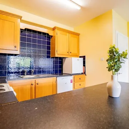 Appartamento 3 Bedroom With Wifi & Kitchen Galway