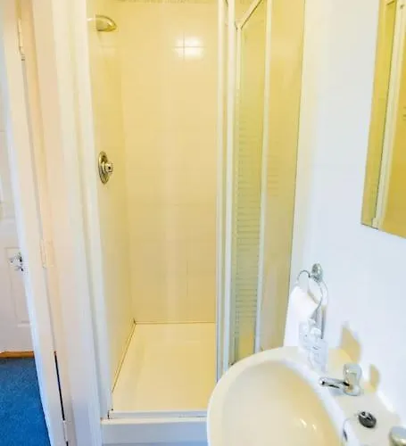 Lägenhet 68 - Spacious & Budget Friendly By Shortstays *